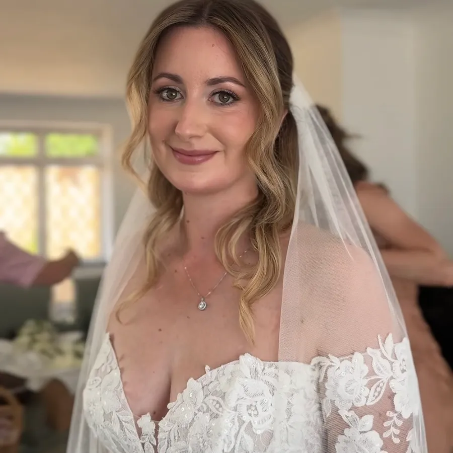 Bridal makeup by Lucy Mae, natural long-lasting look with veil