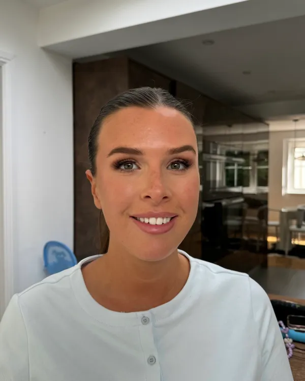 Wedding morning makeup by Lucy Mae, soft glam finish