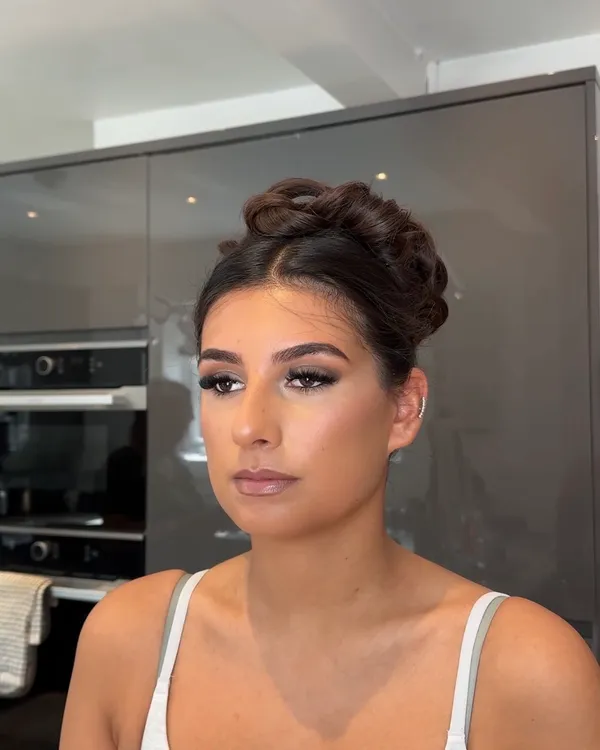 Natural glam makeup by Lucy Mae