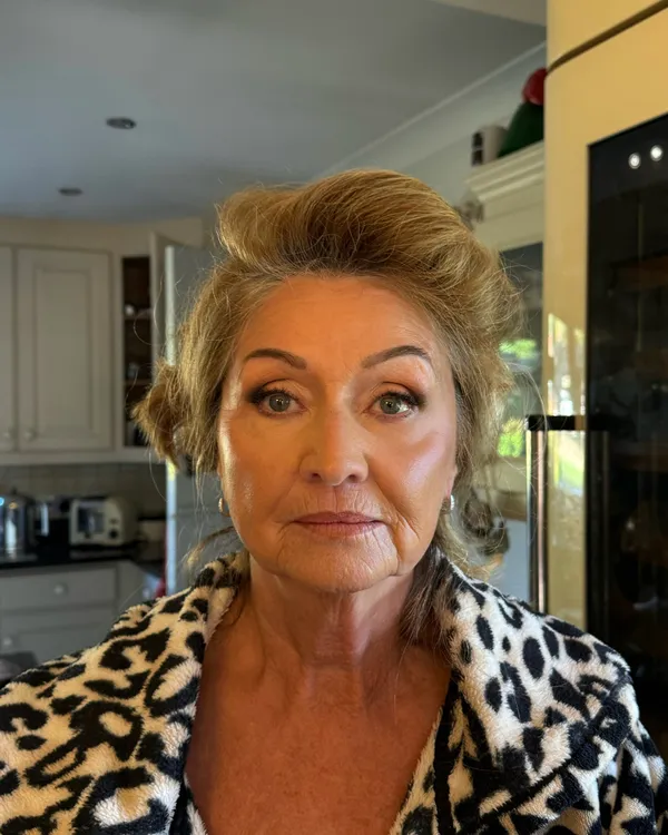 Natural glam makeup by Lucy Mae
