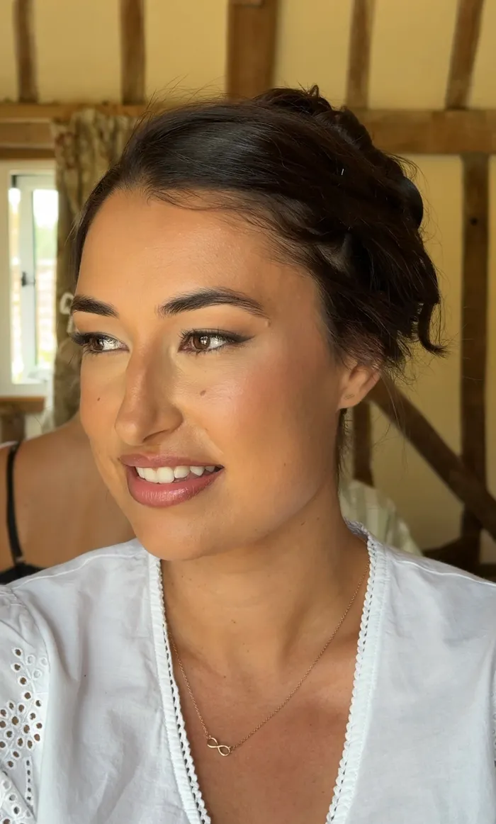 Soft glam bridal makeup by Lucy Mae, natural radiant finish